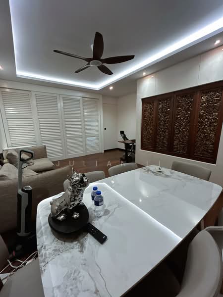 The Levelz, 38 Farrer Road, 2 Bedrooms, 1,281 sqft, Condominium For Sale, by Julian Li, 500140814 - Living Room - PropertyGuru.com.sg