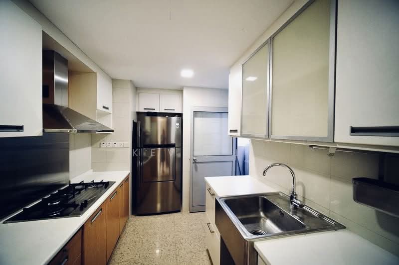 Blue Horizon, 25 West Coast Crescent, 3 Bedrooms, 1,152 sqft, Condominium For Rent, by Kevin Li, 500140823 - Kitchen - PropertyGuru.com.sg