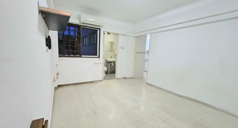 138 Tampines Street 11, 138 Tampines Street 11, 6 Bedrooms, 1,658 sqft, HDB Flat For Sale, by Jeffrey Soh, 500140845 - Bathroom - PropertyGuru.com.sg