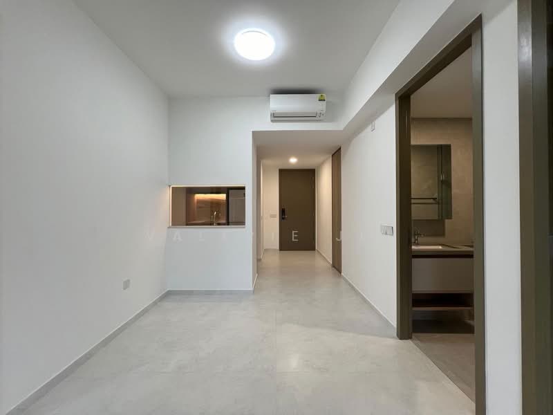 One-North Eden, 8 Slim Barracks Rise, 2 Bedrooms, 689 sqft, Condominium For Rent, by Valerie Jin, 500140851 - Interior - PropertyGuru.com.sg