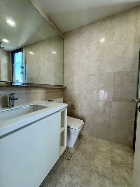 Kingsford Hillview Peak, 103 Hillview Rise, 3 Bedrooms, 1,076 sqft, Condominium For Rent, by Edwin Lee, 500140859 - Bathroom - PropertyGuru.com.sg