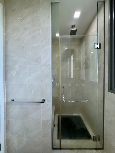 Kingsford Hillview Peak, 103 Hillview Rise, 3 Bedrooms, 1,076 sqft, Condominium For Rent, by Edwin Lee, 500140859 - Bathroom - PropertyGuru.com.sg