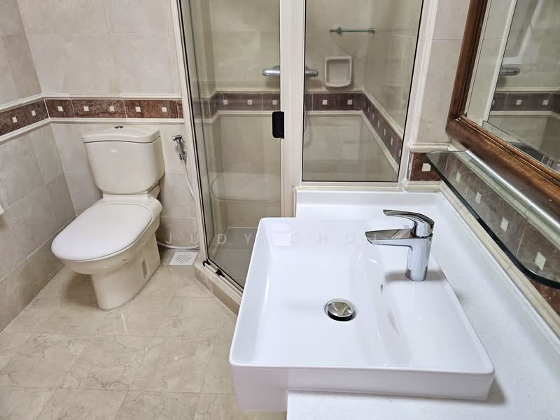 Seasons Park, 499 Yio Chu Kang Road, 3 Bedrooms, 1,292 sqft, Condominium For Rent, by Judy Choi, 500140872 - Master Bathroom - PropertyGuru.com.sg