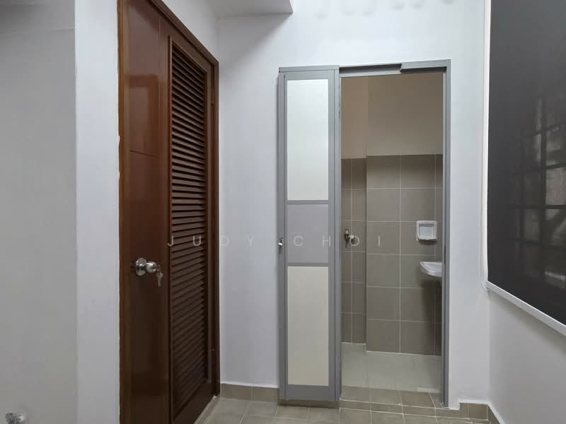 Seasons Park, 499 Yio Chu Kang Road, 3 Bedrooms, 1,292 sqft, Condominium For Rent, by Judy Choi, 500140872 - Backyard - PropertyGuru.com.sg