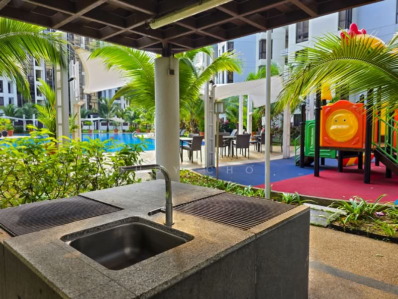 Seasons Park, 499 Yio Chu Kang Road, 3 Bedrooms, 1,292 sqft, Condominium For Rent, by Judy Choi, 500140872 - BBQ & Playground - PropertyGuru.com.sg