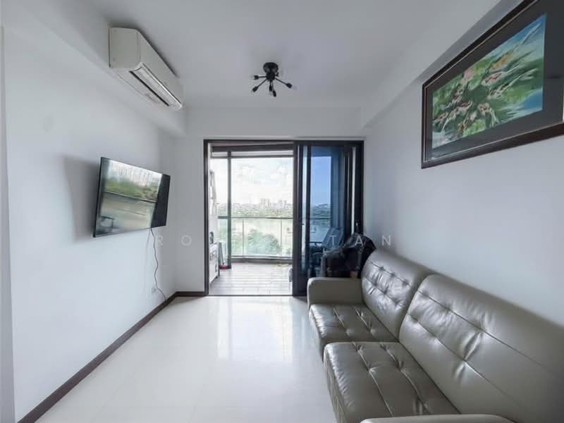 Lake Grande, 2 Jurong Lake Link, 3 Bedrooms, 926 sqft, Condominium For Rent, by Ronnie Tan, 500140901 - Living Room - PropertyGuru.com.sg