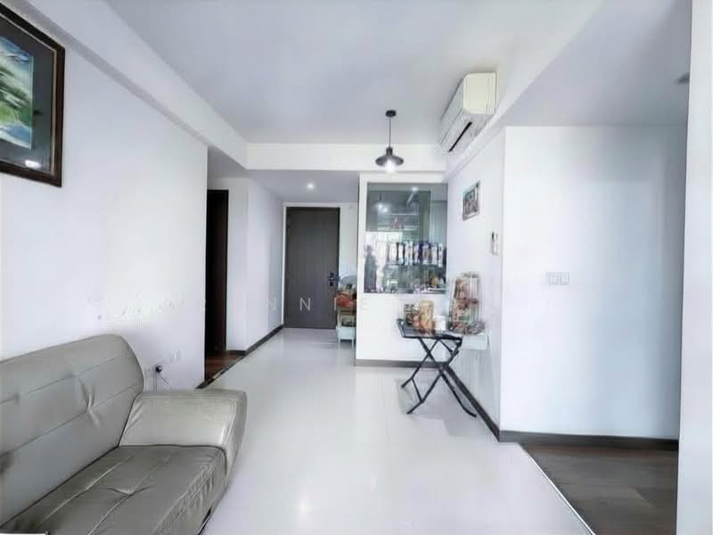 Lake Grande, 2 Jurong Lake Link, 3 Bedrooms, 926 sqft, Condominium For Rent, by Ronnie Tan, 500140901 - Living Room - PropertyGuru.com.sg