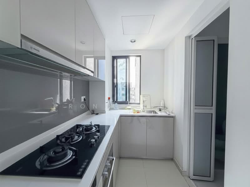 Lake Grande, 2 Jurong Lake Link, 3 Bedrooms, 926 sqft, Condominium For Rent, by Ronnie Tan, 500140901 - Kitchen - PropertyGuru.com.sg