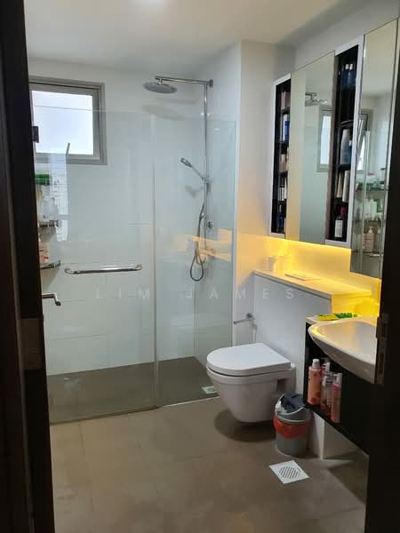 55 upper serangoon view, , 4 Bedrooms, 1,281 sqft, Executive Condominium For Sale, by Lim James, 500140904 - Bathroom - PropertyGuru.com.sg