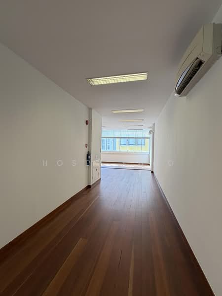 Shop Space of Office in Tras Street, Chinatown / Tanjong Pagar, 2,000 sqft, Shop / Shophouse For Rent, by Hosea Choo, 500140914 - Corridor - CommercialGuru.com.sg