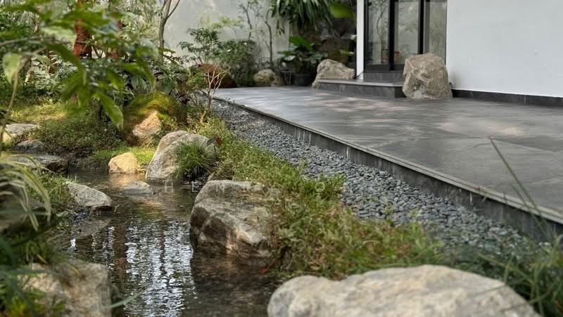 PHOENIX HEIGHTS, Phoenix Walk, 6 Bedrooms, 4,000 sqft, Semi-Detached House For Sale, by Henry Ong, 500140916 - PropertyGuru.com.sg