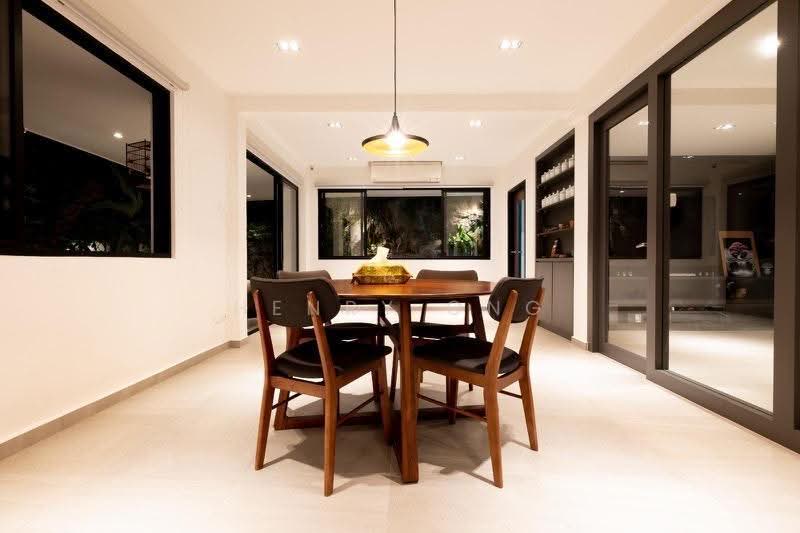 PHOENIX HEIGHTS, , 6 Bedrooms, 4,000 sqft, Semi-Detached House For Sale, by Henry Ong, 500140916 - PropertyGuru.com.sg