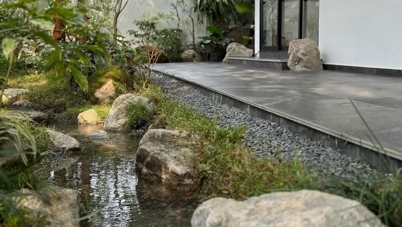 PHOENIX HEIGHTS, , 6 Bedrooms, 4,000 sqft, Semi-Detached House For Sale, by Henry Ong, 500140916 - PropertyGuru.com.sg