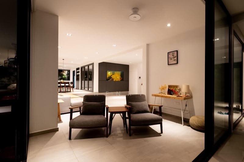 PHOENIX HEIGHTS, , 6 Bedrooms, 4,000 sqft, Semi-Detached House For Sale, by Henry Ong, 500140916 - PropertyGuru.com.sg