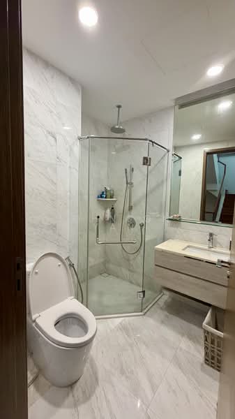 Alana, Sunrise Terrace, 4 Bedrooms, 3,078 sqft, Cluster House For Sale, by Johnson Yan, 500140932 - Bathroom - PropertyGuru.com.sg