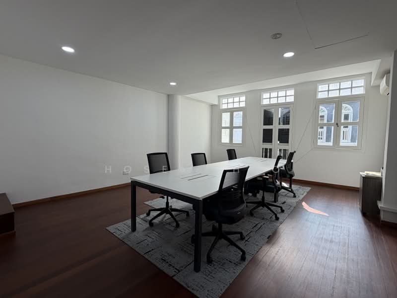 Shop Space or Retail for Rent Tras Street, Chinatown / Tanjong Pagar, 1,800 sqft, Shop / Shophouse For Rent, by Hosea Choo, 500140937 - Interior - CommercialGuru.com.sg