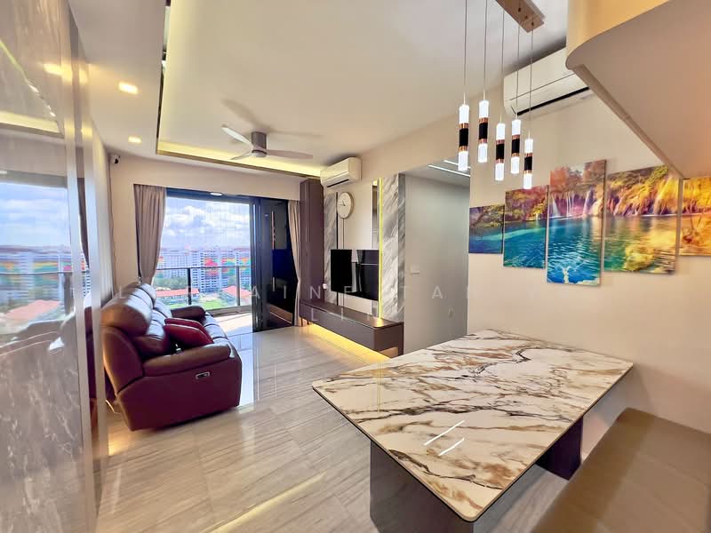Parc Esta, 902 Sims Avenue, 3 Bedrooms, 958 sqft, Condominium For Sale, by Lorraine Tan Yu Lin, 500140947 - Living Room - PropertyGuru.com.sg