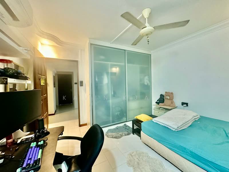 247 Bishan Street 22, 247 Bishan Street 22, 5 Bedrooms, 1,572 sqft, HDB Flat For Sale, by Kavin Kuah, 500140958 - Bedroom - PropertyGuru.com.sg