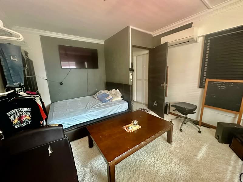 247 Bishan Street 22, 247 Bishan Street 22, 5 Bedrooms, 1,572 sqft, HDB Flat For Sale, by Kavin Kuah, 500140958 - Bedroom - PropertyGuru.com.sg