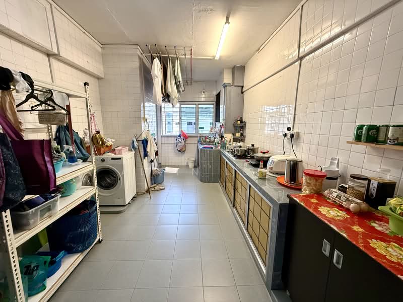 261 Tampines Street 21, 261 Tampines Street 21, 3 Bedrooms, 1,108 sqft, HDB Flat For Rent, by Alvin Loh, 500140966 - Kitchen - PropertyGuru.com.sg