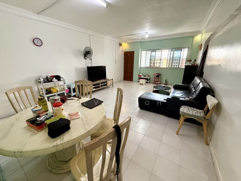 261 Tampines Street 21, 261 Tampines Street 21, 3 Bedrooms, 1,108 sqft, HDB Flat For Rent, by Alvin Loh, 500140966 - Living Room - PropertyGuru.com.sg