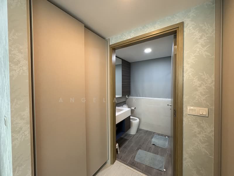 The Terrace, 84 Edgedale Plains, 4 Bedrooms, 1,313 sqft, Executive Condominium For Sale, by Angela Kiew, 500140969 - Bathroom - PropertyGuru.com.sg