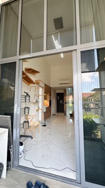 The Lilium, 31  How Sun Road, 2 Bedrooms, 710 sqft, Condominium For Sale, by Ladyy Claire, 500140974 - Interior - PropertyGuru.com.sg
