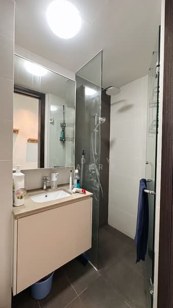 The Lilium, 31  How Sun Road, 2 Bedrooms, 710 sqft, Condominium For Sale, by Ladyy Claire, 500140974 - Bathroom - PropertyGuru.com.sg