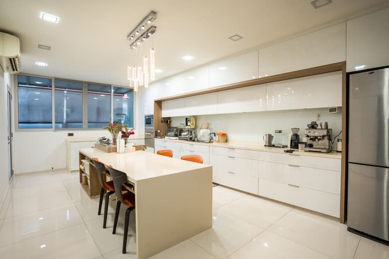 1km to Pei Hwa Primary! Renovated 2-Sty Semi-D | Huge Garden | Wide Frontage | 4,854 sqft Land, , 5 Bedrooms, 4,000 sqft, Semi-Detached House For Sale, by Erlinda Efendi, 500140977 - Kitchen - PropertyGuru.com.sg