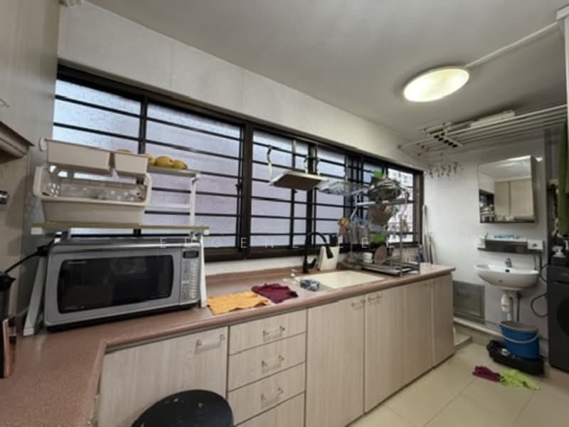 3 Queen's Road, 3 Queen's Road, 4 Bedrooms, 980 sqft, HDB Flat For Sale, by Eugene Lee, 500140986 - Kitchen - PropertyGuru.com.sg