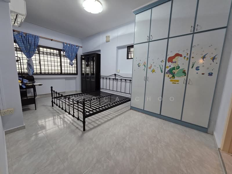 842 Jurong West Street 81, 842 Jurong West Street 81, 4 Bedrooms, 1,582 sqft, HDB Flat For Sale, by Rebecca Choo, 500141009 - Bedroom - PropertyGuru.com.sg