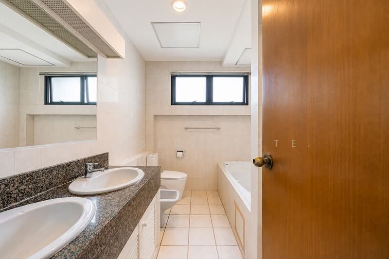 D'Grove Villas, 8A Orange Grove Road, 4 Bedrooms, 2,702 sqft, Condominium For Sale, by Don Png, 500141019 - Bathroom - PropertyGuru.com.sg