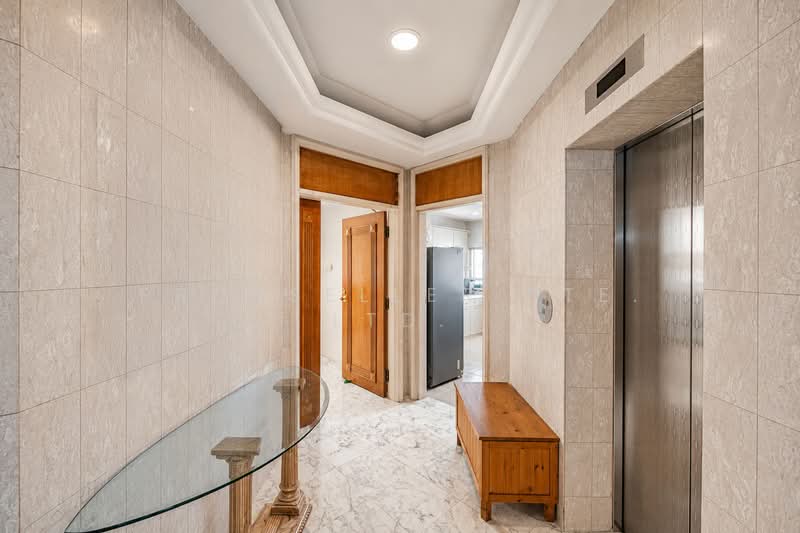 D'Grove Villas, 8A Orange Grove Road, 4 Bedrooms, 2,702 sqft, Condominium For Sale, by Don Png, 500141019 - Corridor - PropertyGuru.com.sg