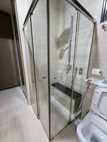 The Creek @ Bukit, 17 Toh Tuck Road, 1 Bedroom, 463 sqft, Condominium For Rent, by Charles Goy, 500141022 - Bathroom - PropertyGuru.com.sg