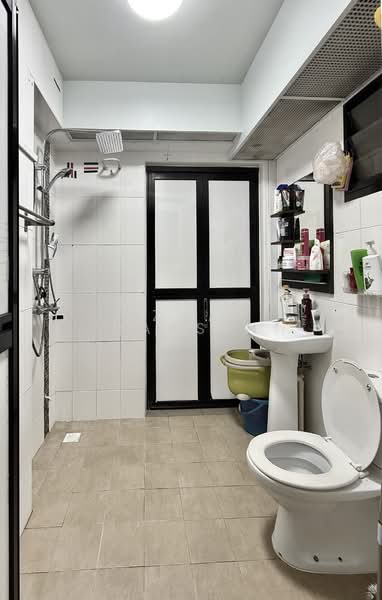 593B Montreal Ville, 593B Montreal Link, 1 Bedroom, 506 sqft, HDB Flat For Rent, by Azhar Baksin, 500141025 - Bathroom - PropertyGuru.com.sg