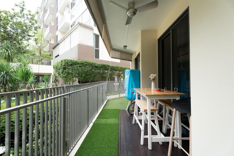 Palm Isles, 34 Flora Drive, 3 Bedrooms, 1,119 sqft, Condominium For Sale, by Faritz Hameed, 500141033 - Balcony - PropertyGuru.com.sg