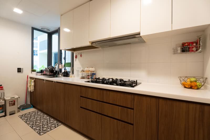 Palm Isles, 34 Flora Drive, 3 Bedrooms, 1,119 sqft, Condominium For Sale, by Faritz Hameed, 500141033 - Kitchen - PropertyGuru.com.sg