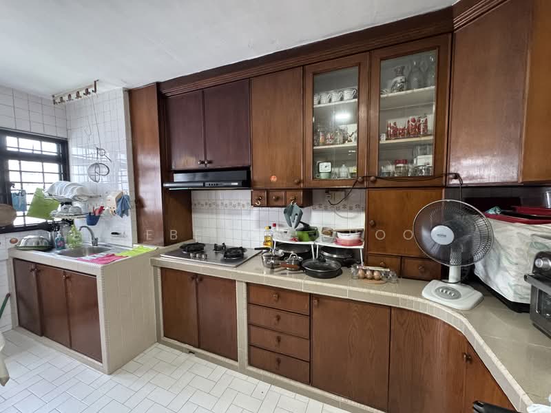 533 Hougang Avenue 6, 533 Hougang Avenue 6, 3 Bedrooms, 1,560 sqft, HDB Flat For Sale, by Rebecca Choo, 500141038 - Kitchen - PropertyGuru.com.sg