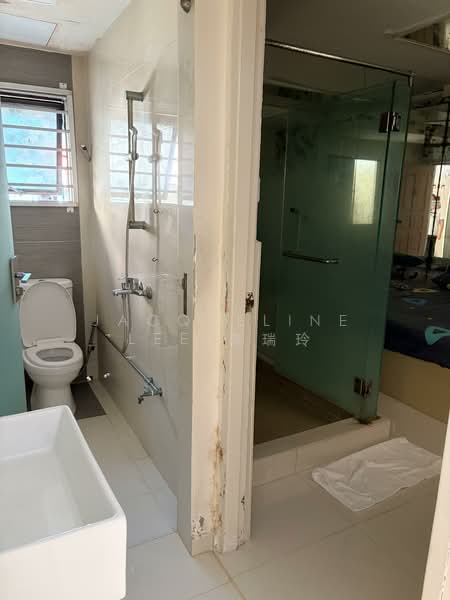 Geylang lorong 20, Geylang Lorong 20, 2,433 sqft, Shop / Shophouse For Sale, by Jacqueline Lee 李瑞玲, 500141062 - CommercialGuru.com.sg