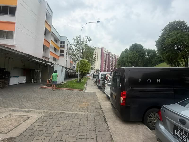 292 yishun Street, Yishun street 22, 1,905 sqft, Shop / Shophouse For Sale, by Alice Cho Mei Poh, 500141066 - Exterior - CommercialGuru.com.sg