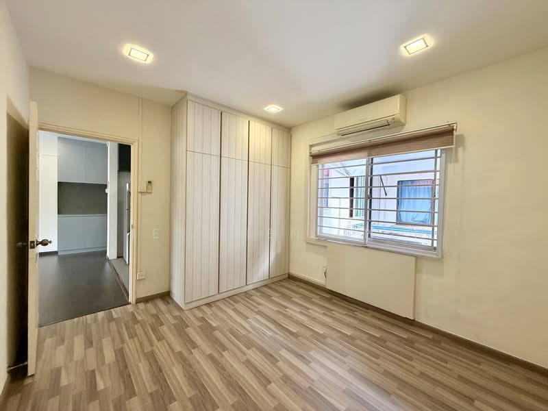 Novena Hill, 51 Jalan Novena, 2 Bedrooms, 710 sqft, Walk-up Apartment For Sale, by Tien Tien Chen, 500141074 - Bedroom - PropertyGuru.com.sg