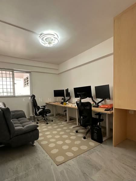213 Bukit Batok Street 21, 213 Bukit Batok Street 21, 2 Bedrooms, 1,001 sqft, HDB Flat For Rent, by Kenneth Ong, 500141097 - Study - PropertyGuru.com.sg