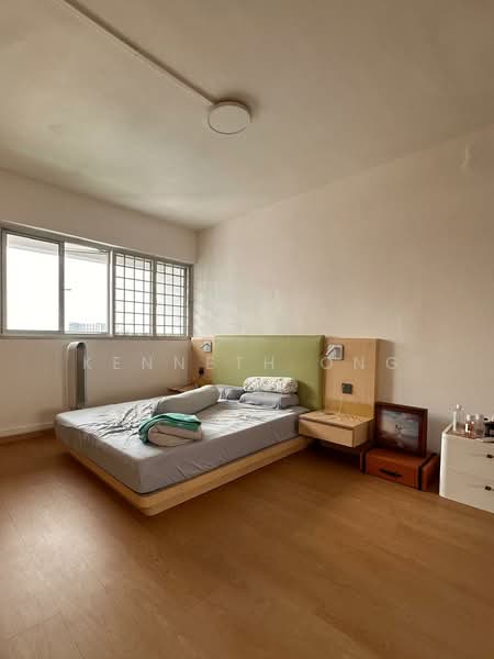 213 Bukit Batok Street 21, 213 Bukit Batok Street 21, 2 Bedrooms, 1,001 sqft, HDB Flat For Rent, by Kenneth Ong, 500141097 - Bedroom - PropertyGuru.com.sg