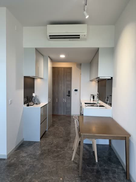 Margaret Ville, 20 Margaret Drive, 1 Bedroom, 463 sqft, Apartment For Sale, by Petrina Ngo, 500141101 - Kitchen and dining area  - PropertyGuru.com.sg