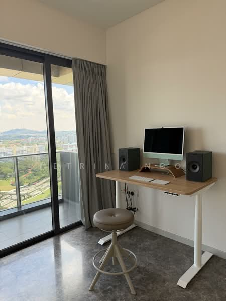 Margaret Ville, 20 Margaret Drive, 1 Bedroom, 463 sqft, Apartment For Sale, by Petrina Ngo, 500141101 - Living room  - PropertyGuru.com.sg