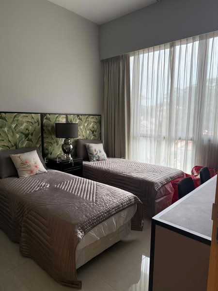 Pollen & Bleu, 17 Farrer Drive, 2 Bedrooms, 1,163 sqft, Condominium For Sale, by Ella Sherman, 500141130 - Bedroom - PropertyGuru.com.sg