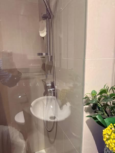 Pollen & Bleu, 17 Farrer Drive, 2 Bedrooms, 1,163 sqft, Condominium For Sale, by Ella Sherman, 500141130 - PropertyGuru.com.sg