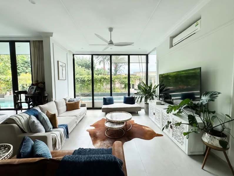 Sime road, Sime road, 5 Bedrooms, 4,998 sqft, Semi-Detached House For Sale, by Michael Wong, 500141150 - Living Room - PropertyGuru.com.sg