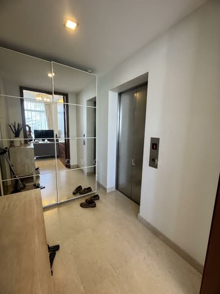 The Shelford, 1C Shelford Road, 3 Bedrooms, 1,389 sqft, Condominium For Sale, by Joyce Lim, 500141156 - Private Lift Lobby - PropertyGuru.com.sg