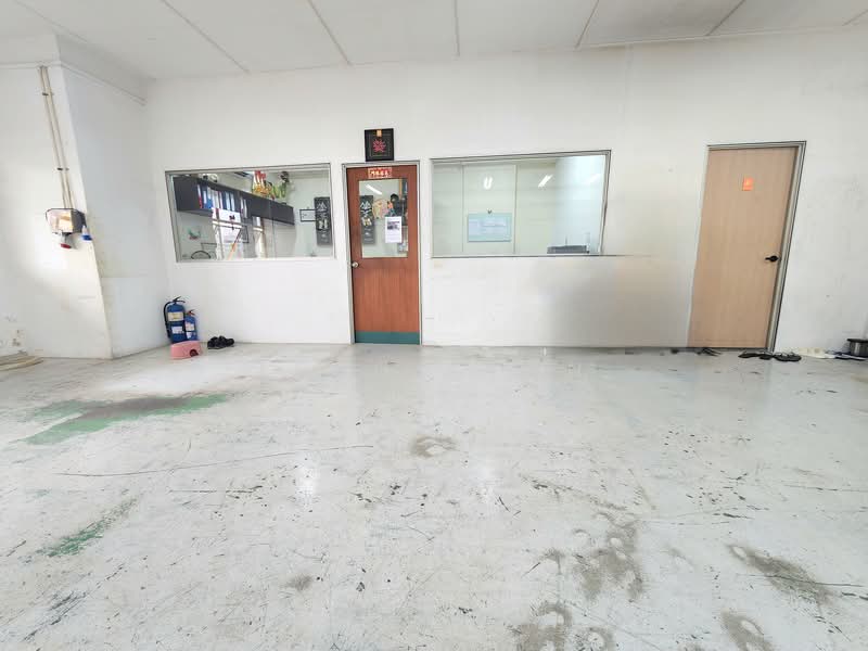 Ubiplex 1, 3023 Ubi Road 3, 1,646 sqft, Light Industrial (B1) For Rent, by Lenny Tan, 500141157 - Interior - CommercialGuru.com.sg